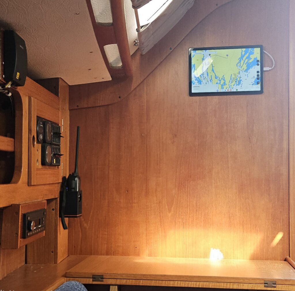 VHF Holder for Icom IC-M25
